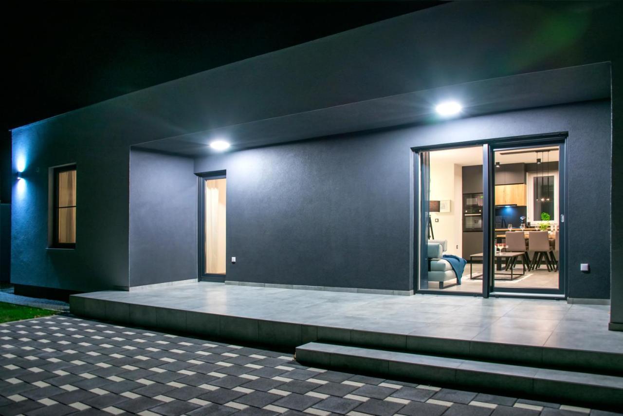 K Relax Place, Varazdinske Toplice, Modern Home With Sauna, Jacuzzi, Wifi Εξωτερικό φωτογραφία