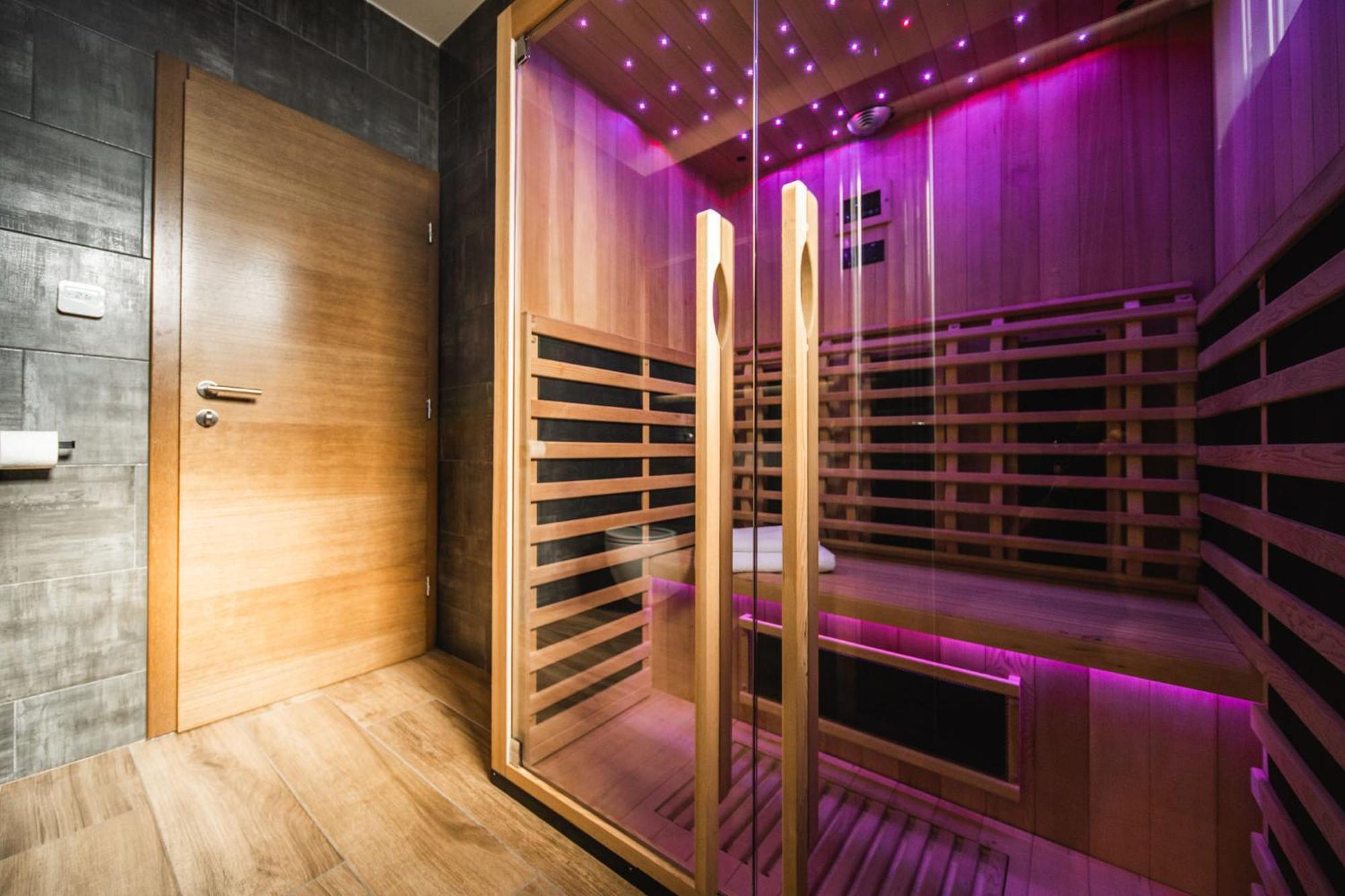 K Relax Place, Varazdinske Toplice, Modern Home With Sauna, Jacuzzi, Wifi Εξωτερικό φωτογραφία